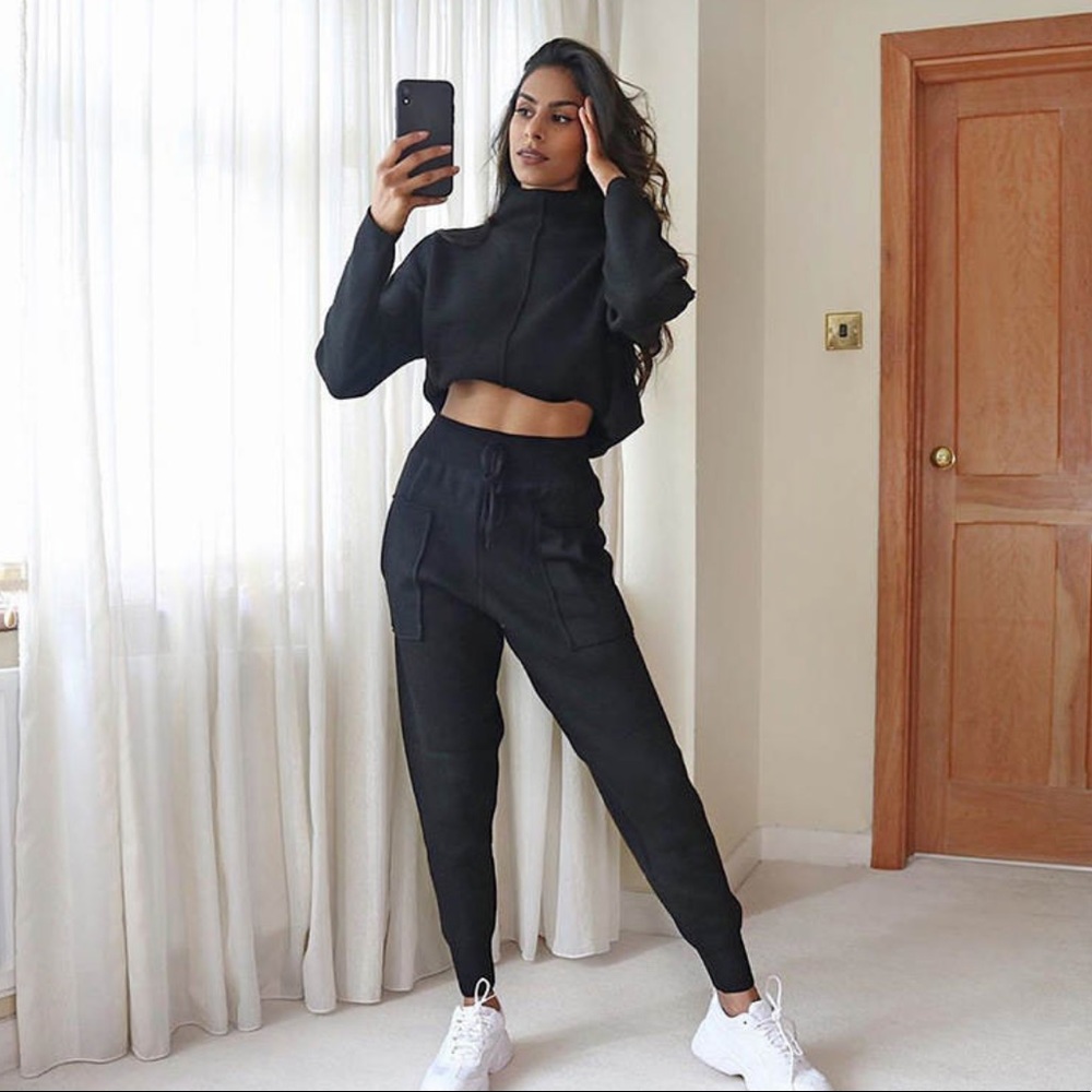 Black Loungesuit